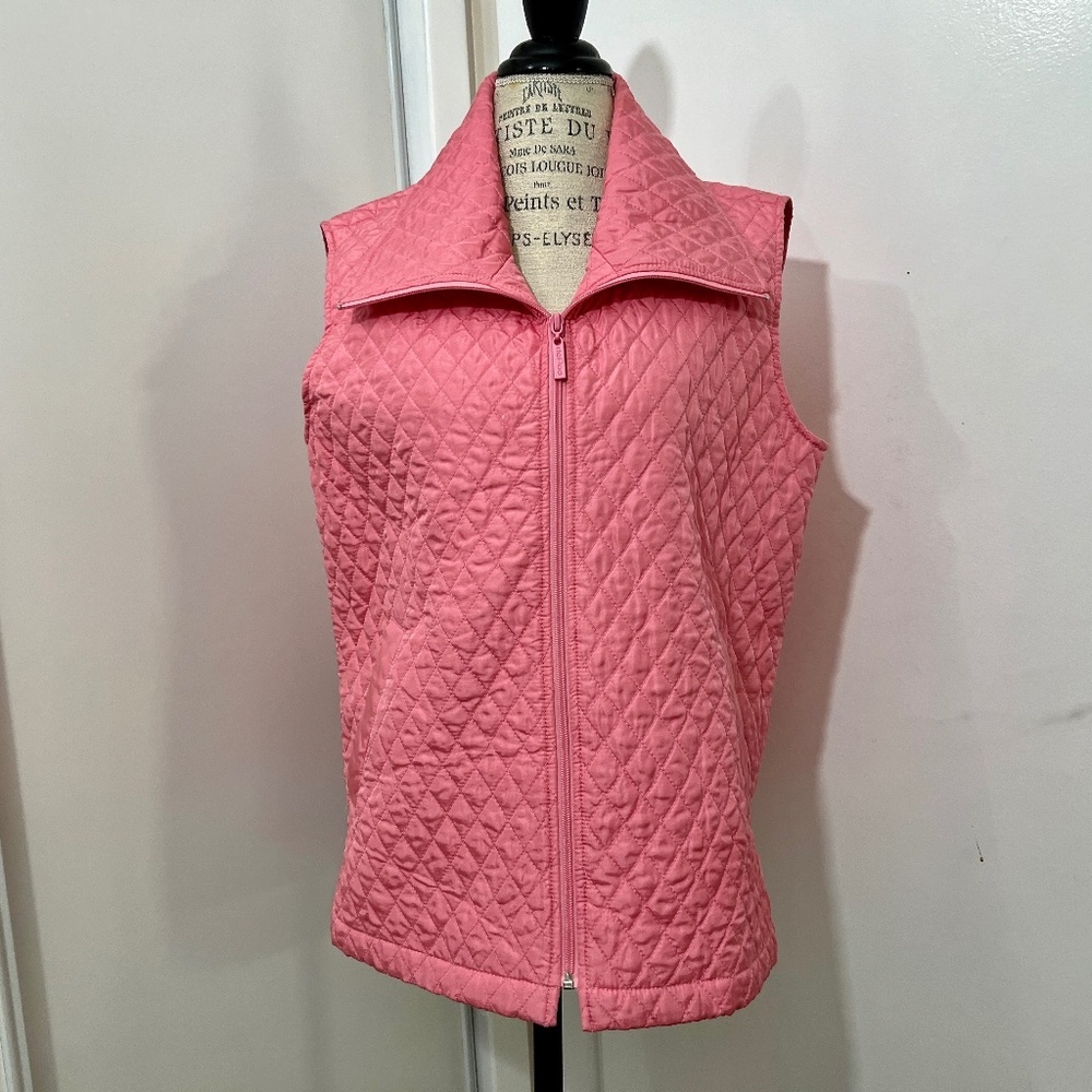 100% silk Debra DeRoo quilted lightweight pink vest Size XL w/down/high collar